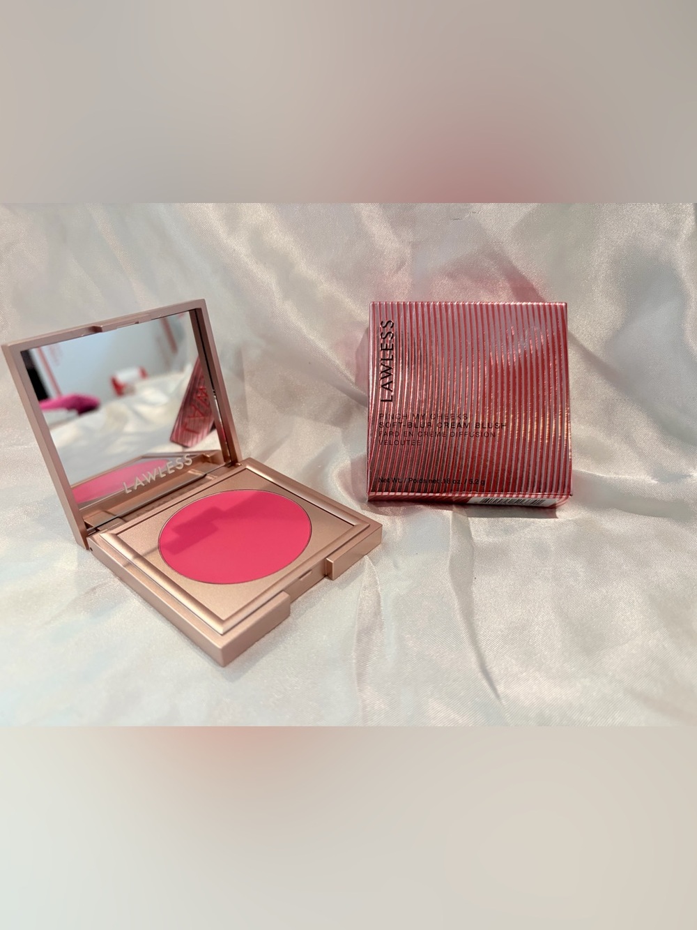 Makeup bundle - Picture 2 of 7